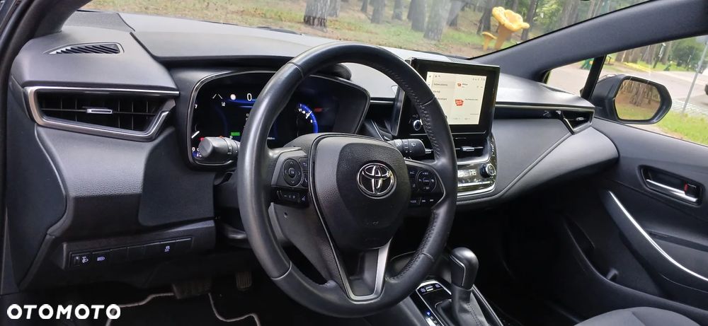Toyota Corolla 1.8 Hybrid Executive - 12