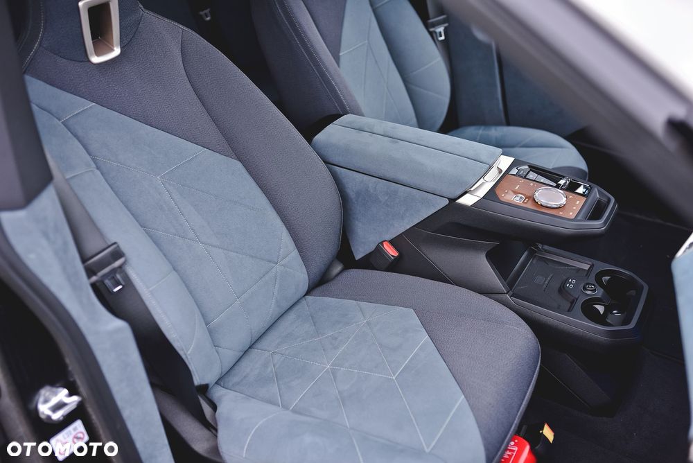 BMW iX xDrive40 76.6kWh - 4