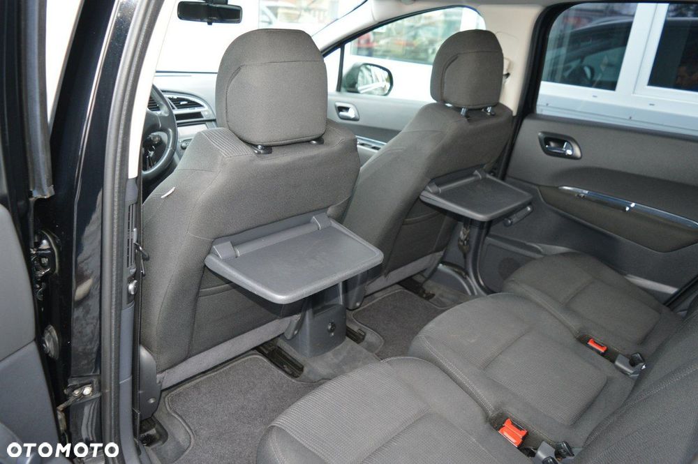 Peugeot 5008 HDI FAP 110 Tendance - 29