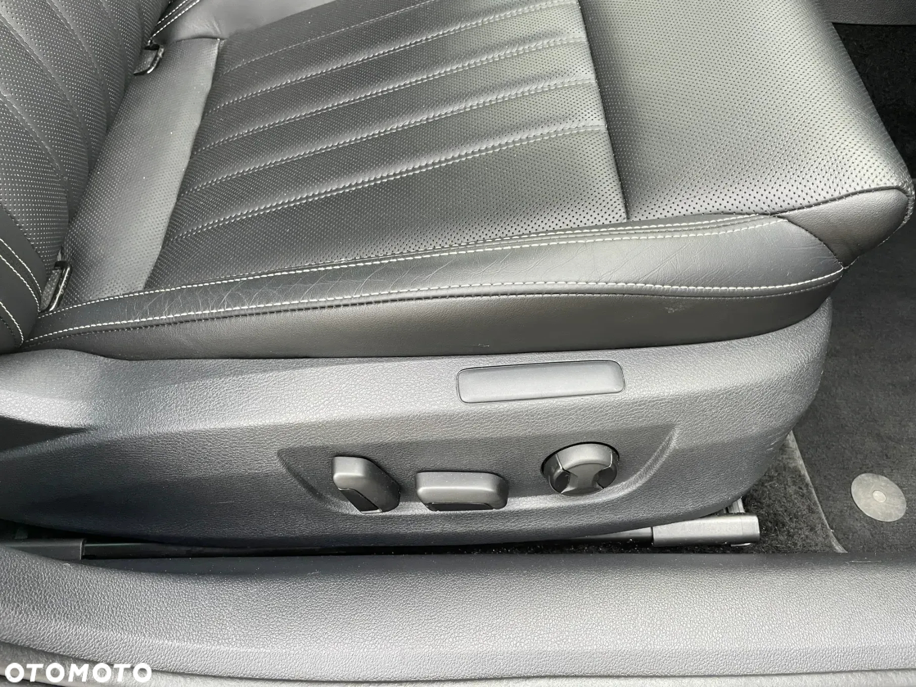 Skoda Superb 2.0 TDI 4x4 L&K DSG - 35