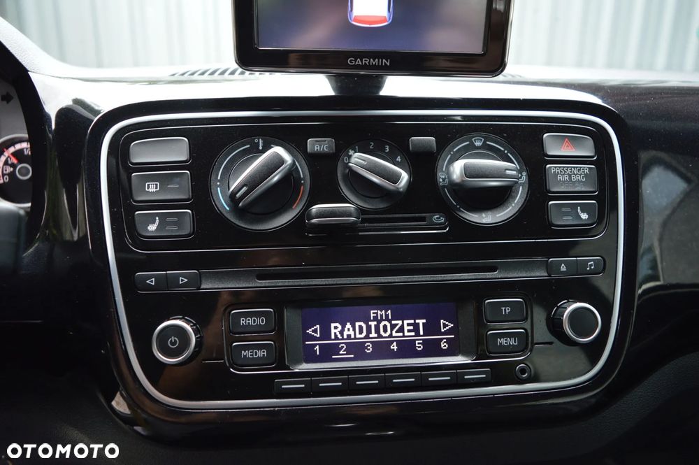 Volkswagen up! club - 22