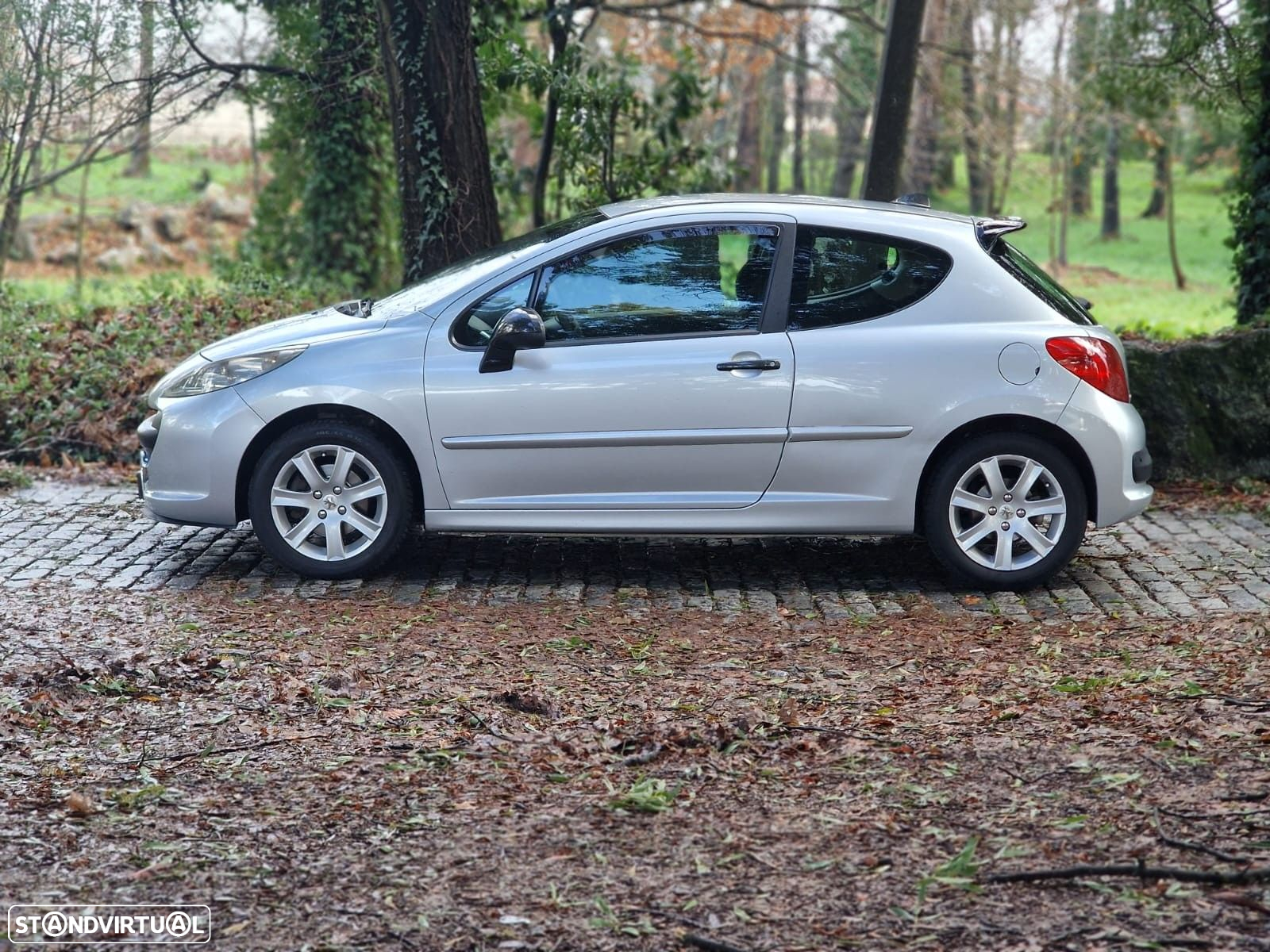 Peugeot 207 1.6 HDi Sport - 14
