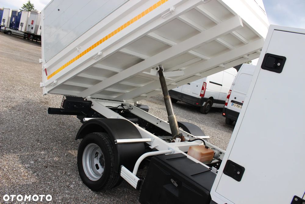 Iveco DAILY 35C15 *3.0* /WYWROTKA / *SERWIS FR* / IDEALNY STAN / - 14