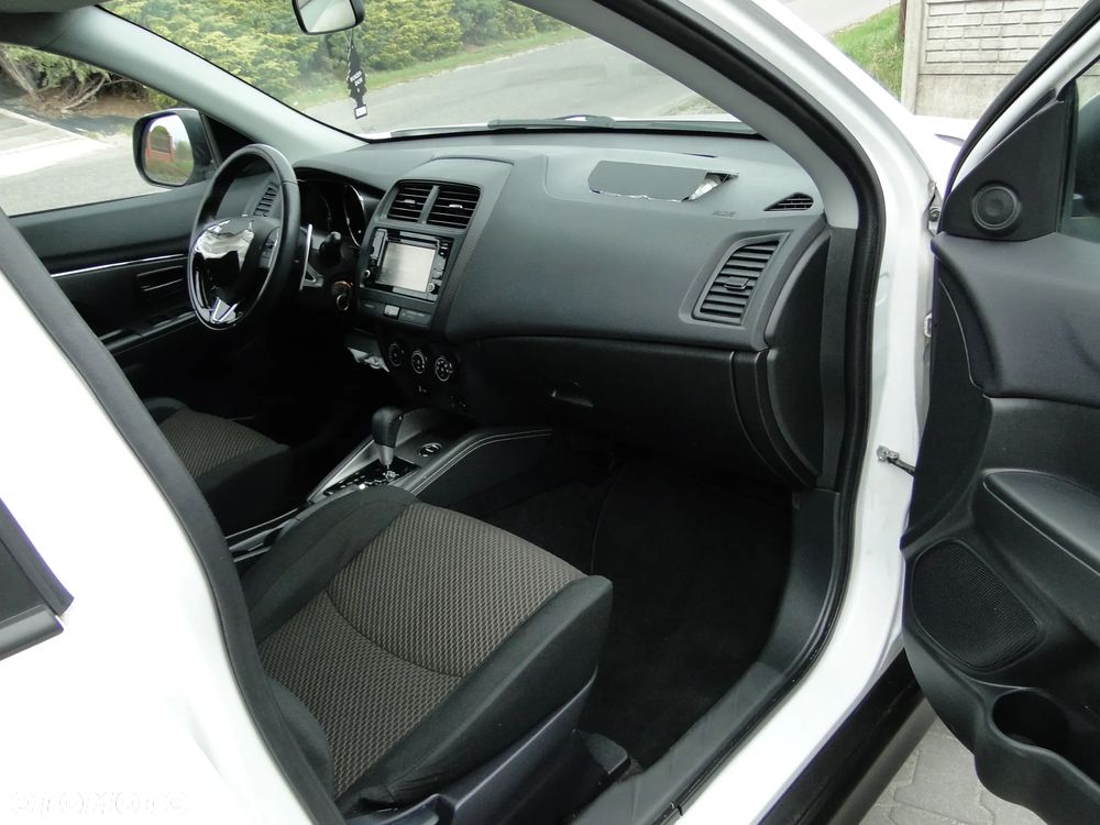 Mitsubishi ASX 2.0 Instyle 4WD CVT - 19