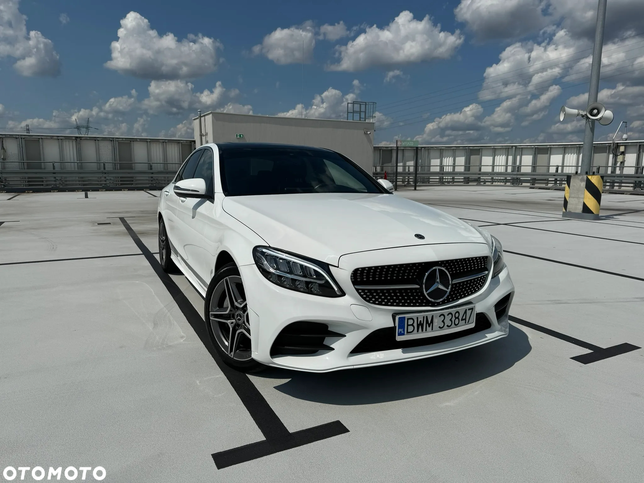 Mercedes-Benz Klasa C 300 4Matic 9G-TRONIC AMG Line - 2
