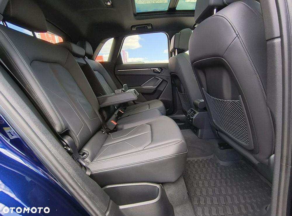 Audi Q3 - 21