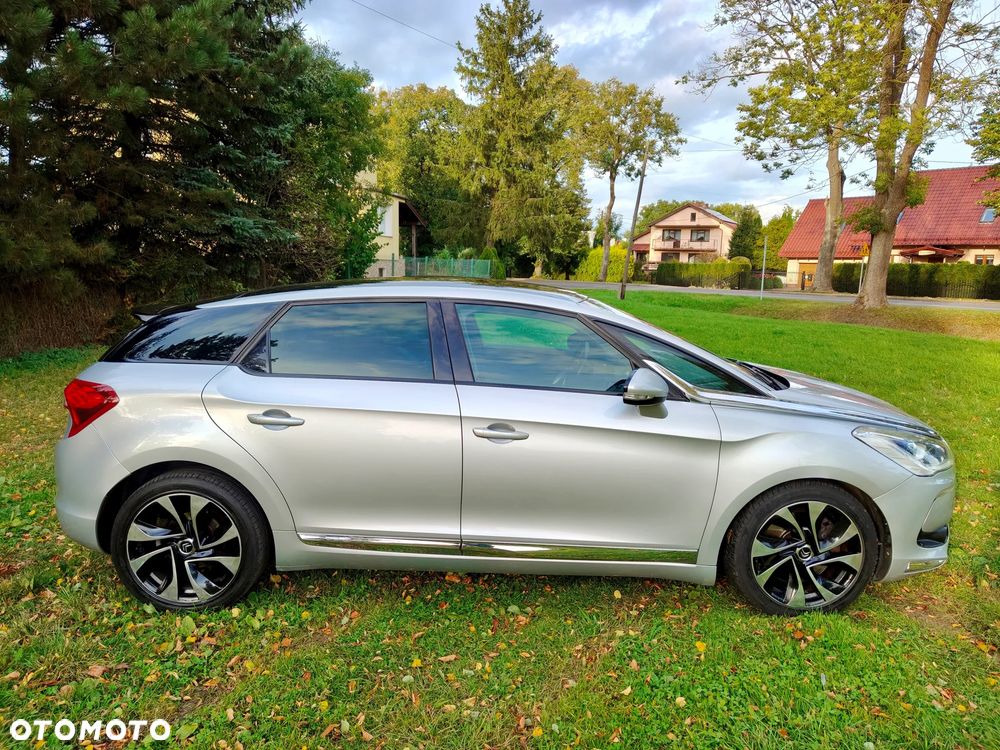 Citroën DS5 HDi 165 SportChic - 18