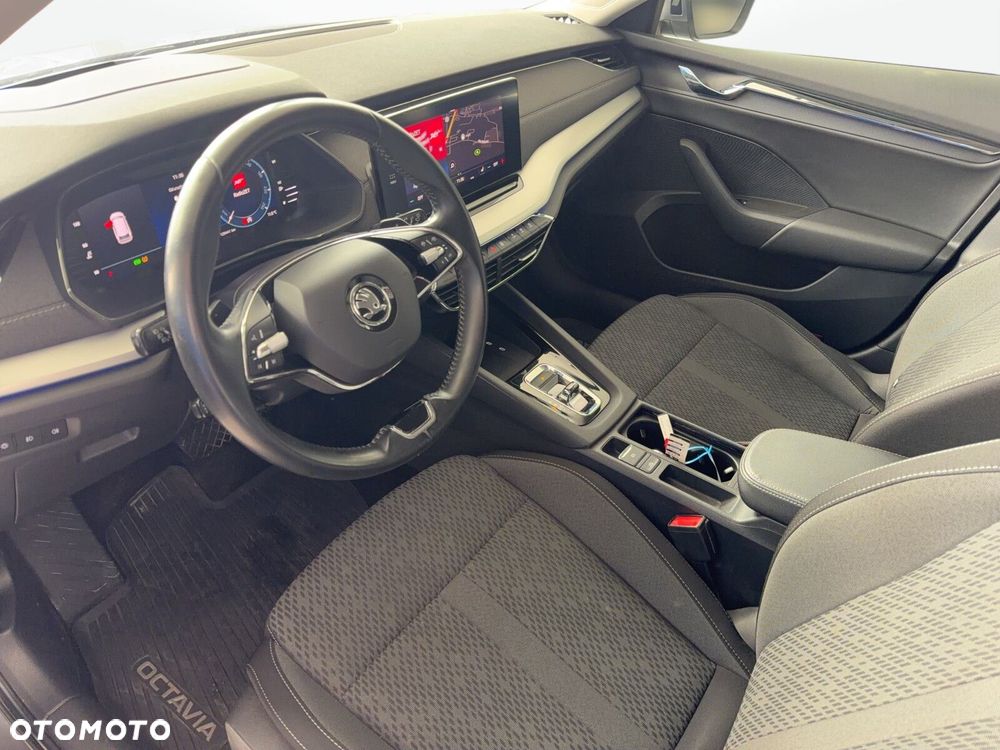 Skoda Octavia - 9