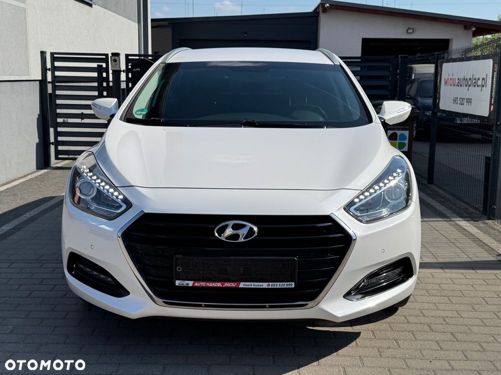 Hyundai i40 Kombi 1.7 CRDi Trend - 25