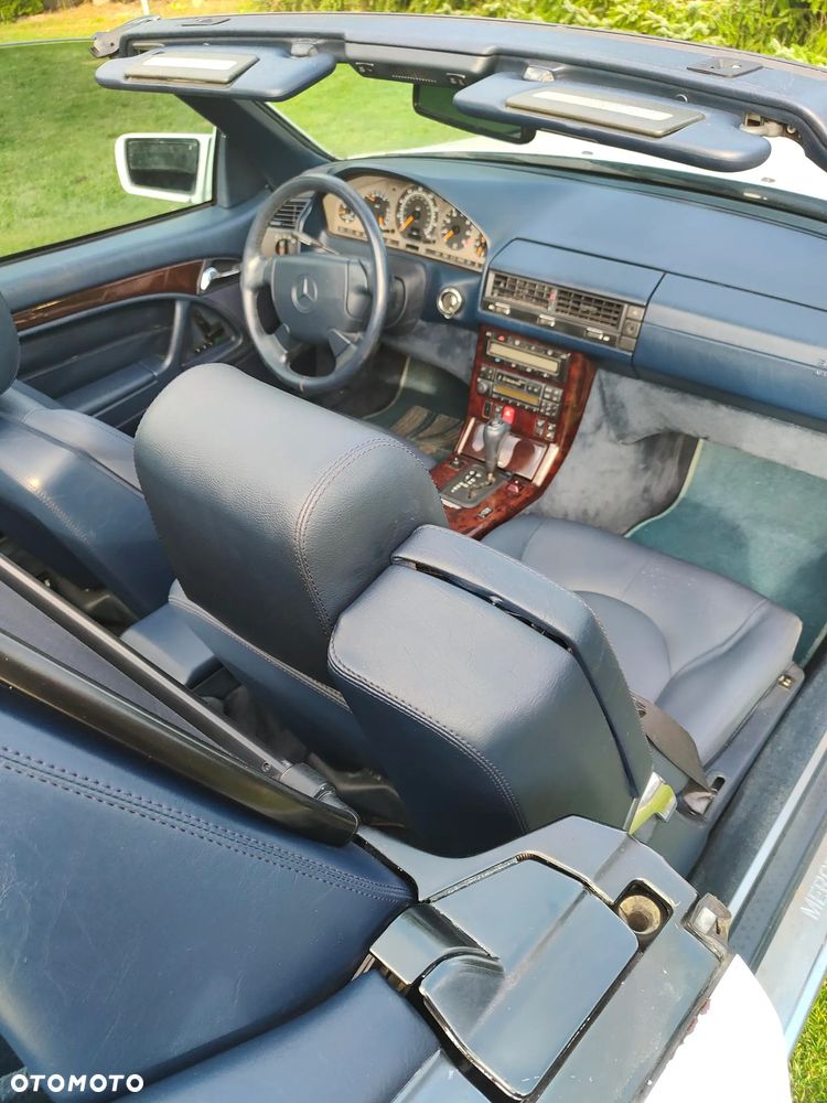 Mercedes-Benz SL - 17