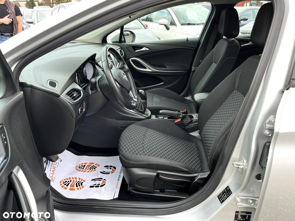 Opel Astra - 29
