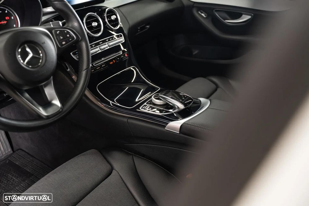 Mercedes-Benz C 250 CDi Avantgarde BlueEfficiency Aut. — fotografia 36
