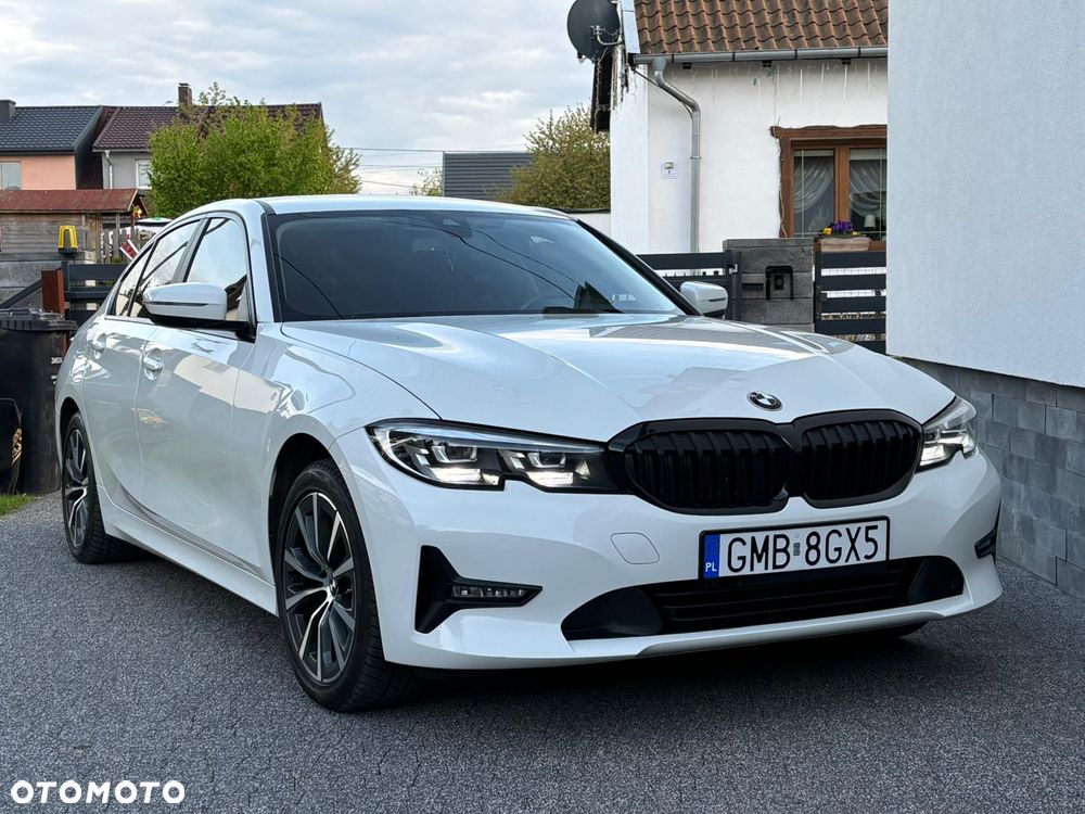 BMW Seria 3 318i - 8