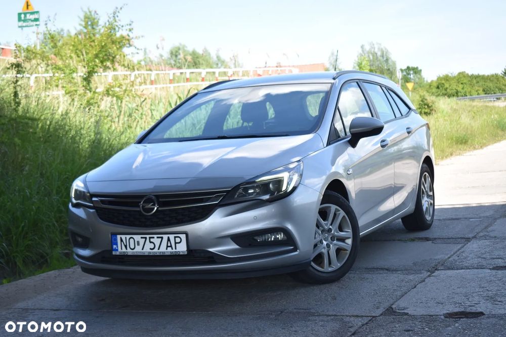 Opel Astra - 1
