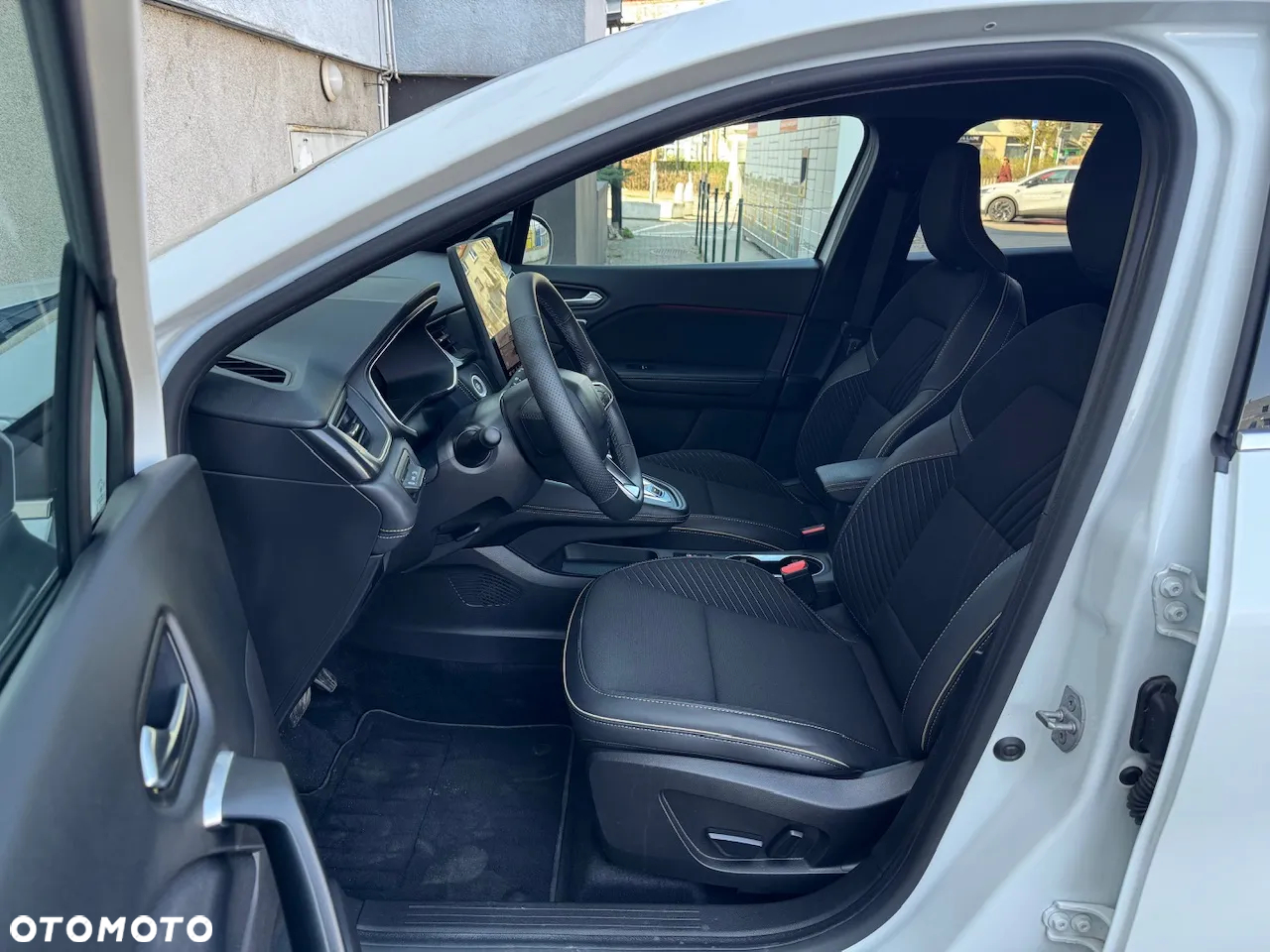 Renault Symbioz 1.6 E-Tech Full Hybrid 145 Iconic - 10
