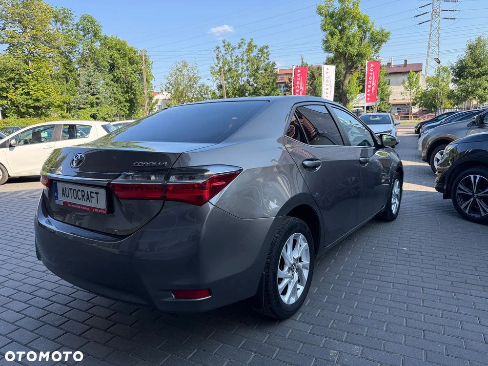Toyota Corolla 1.6 Comfort - 25