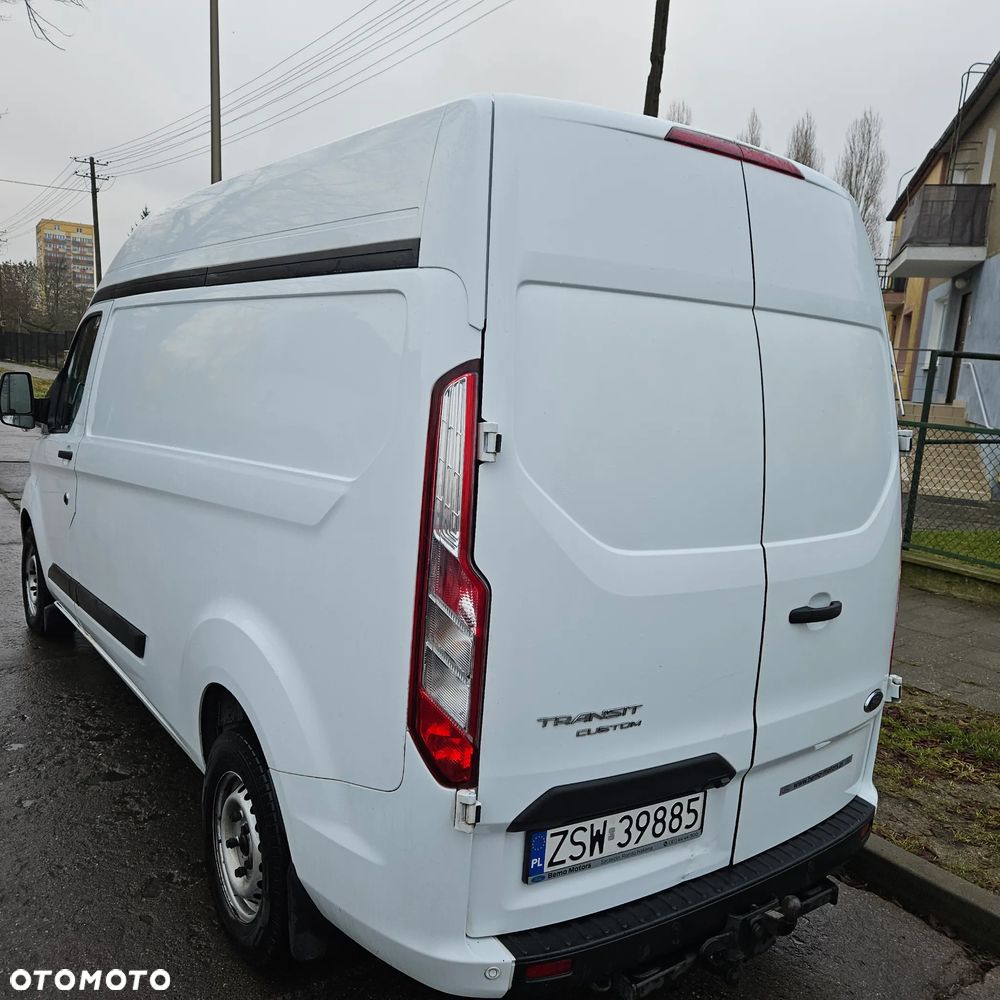 Ford Transit Custom - 10