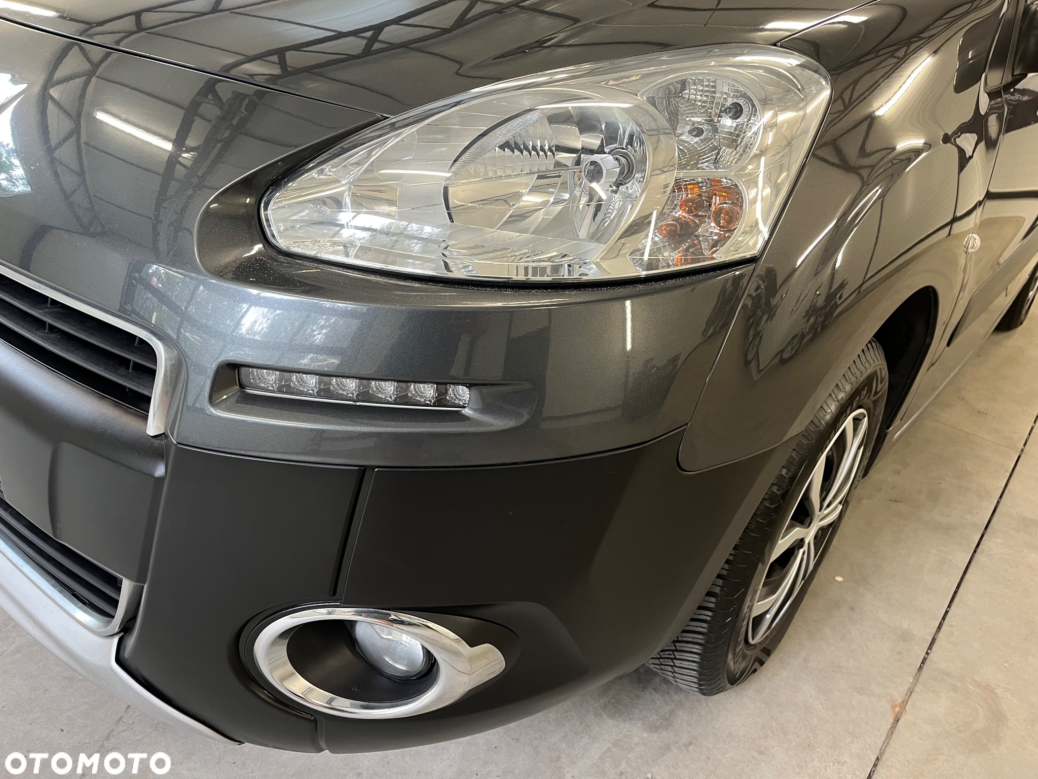 Peugeot Partner Tepee HDi FAP 90 Premium - 27