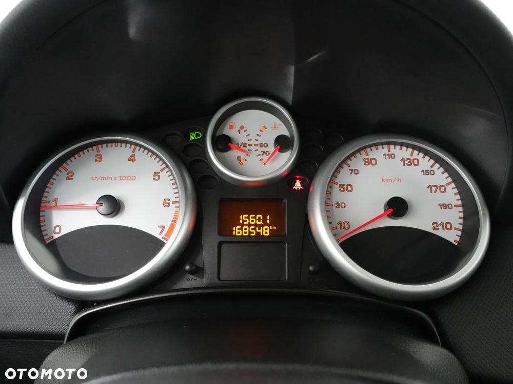 Peugeot 207 95 VTi Urban Move - 38