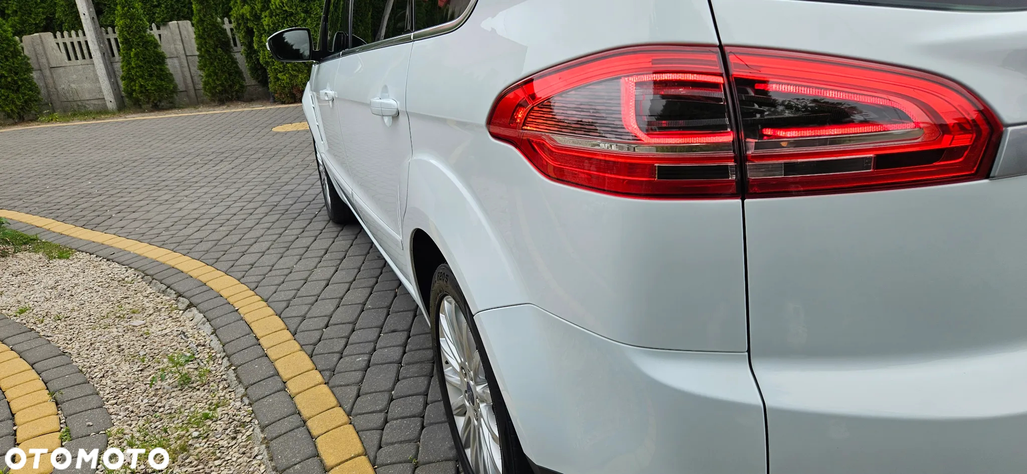 Ford S-Max 2.0 TDCi DPF Titanium - 20