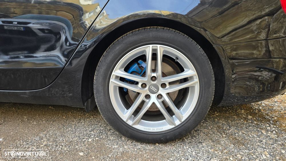 Audi A4 Avant 2.0 TDI exclusive - 53