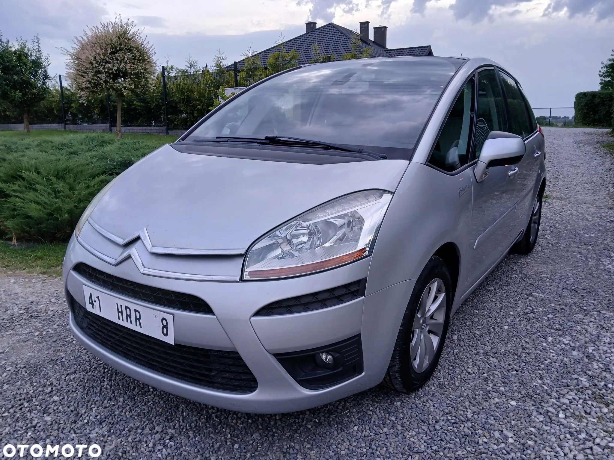 Citroën C4 Picasso 1.8i Impress - 1
