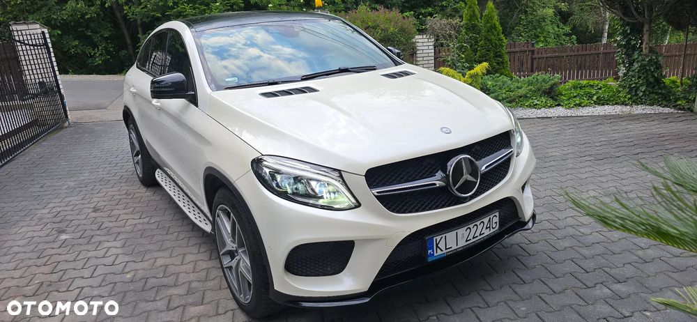 Mercedes-Benz GLE - 26