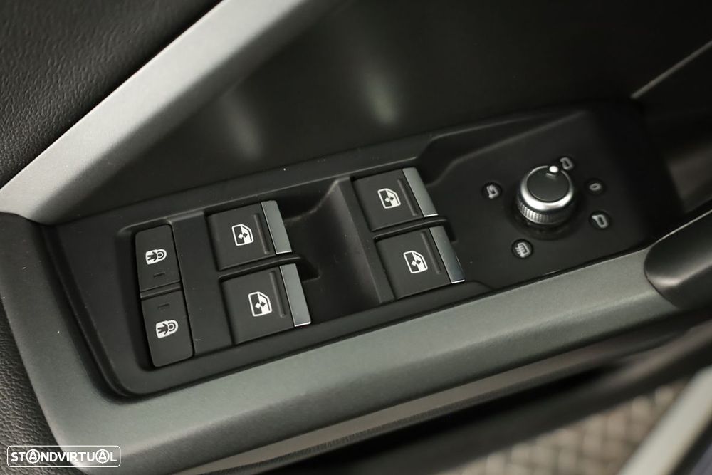 Audi Q3 Sportback 45 TFSIe S line S tronic - 21