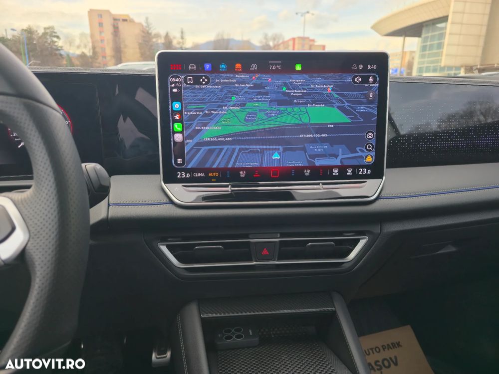 Volkswagen Tiguan 2.0 TDI SCR 4Motion DSG R-Line - 11