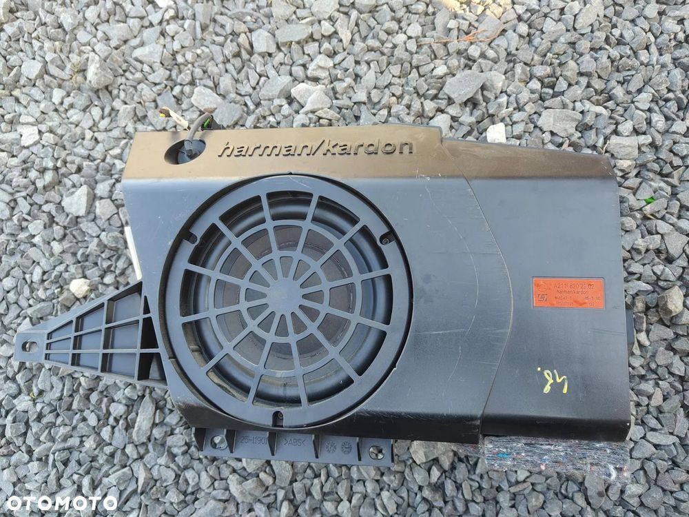 MERCEDES W211 Kombi Subwoofer Głośnik HARMAN KARDON - 1