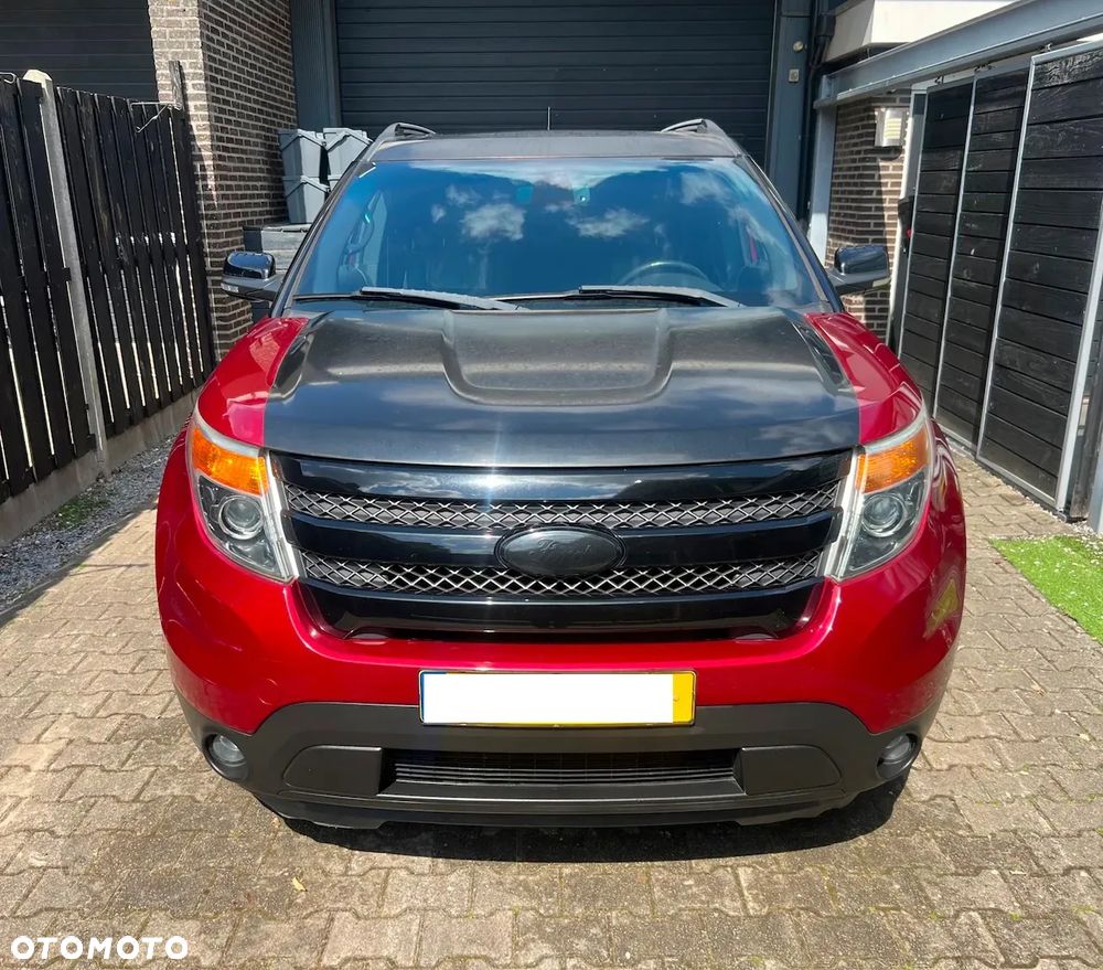 Ford Explorer - 13