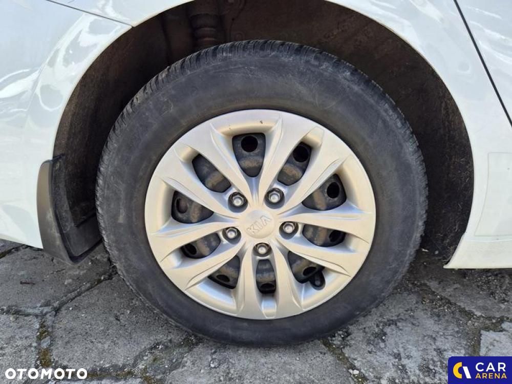 Kia Ceed - 15