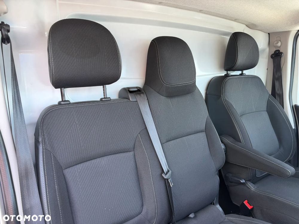 Renault Trafic - 13