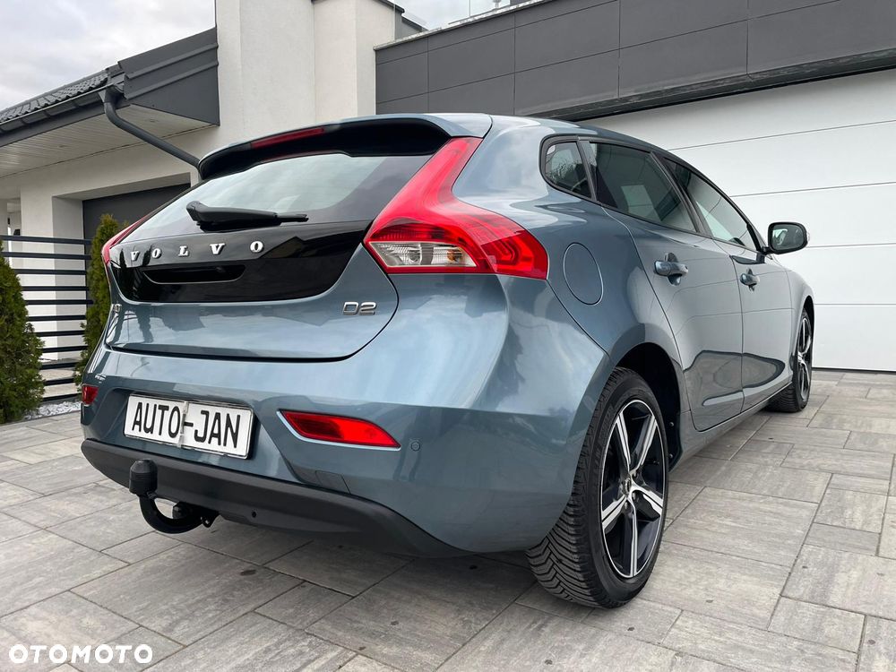 Volvo V40 D2 Summum - 31