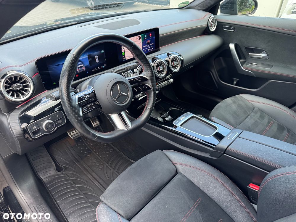 Mercedes-Benz CLA 200 d AMG Line 8G-DCT - 14