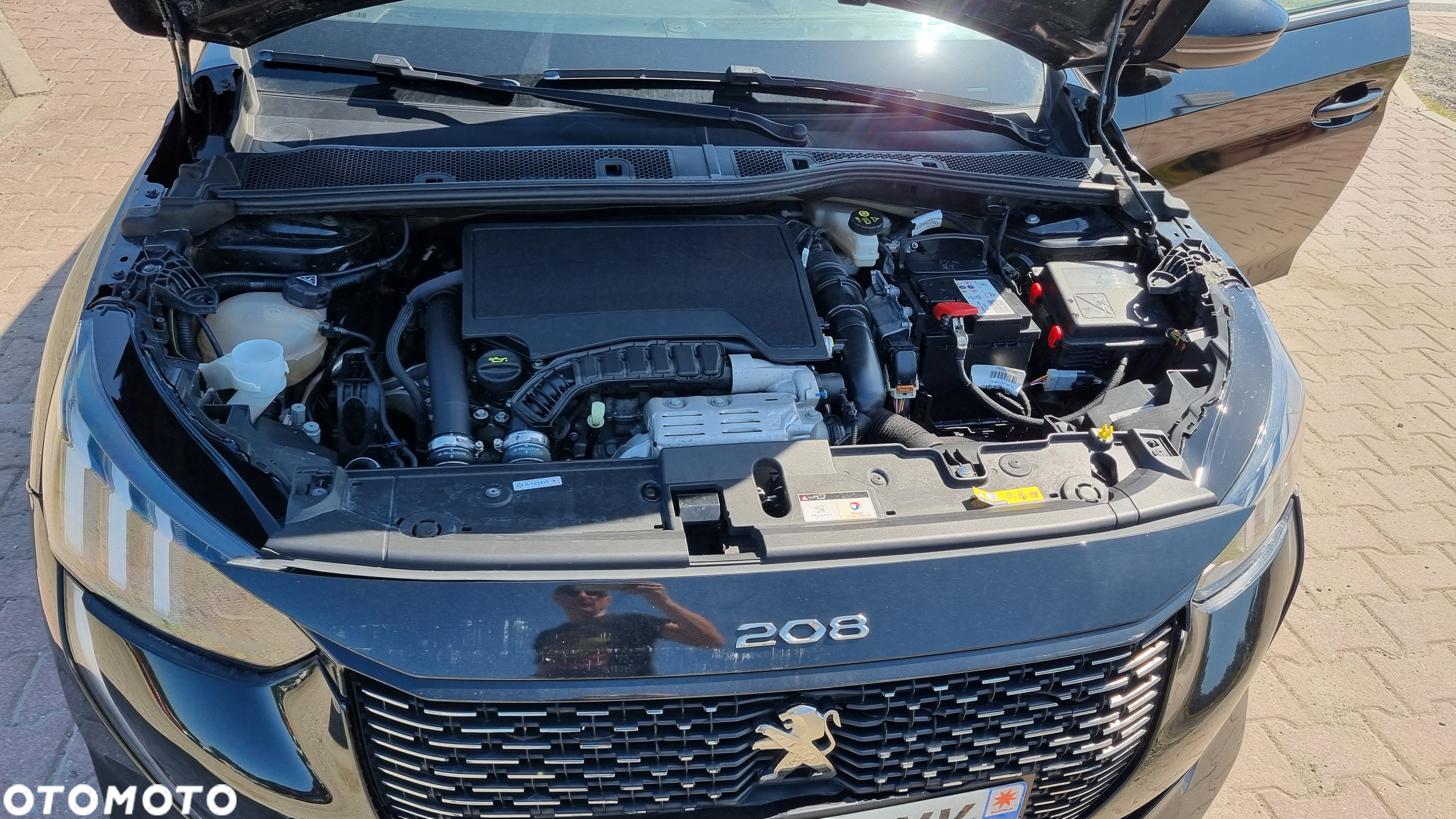 Peugeot 208 1.2 PureTech GT Line S&S EAT8 - 28