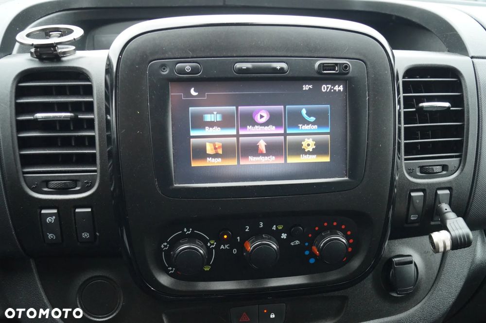 Opel Vivaro - 16