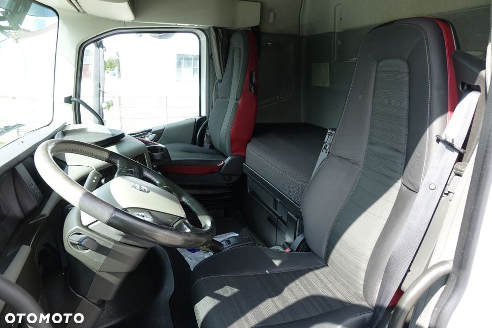 Volvo FH 460 GLOBETROTTER / EURO 6 / STANDARD / AUTOMAT / KLIMATYZACJA POSTOJOWA / 2 ZBIORNIKI - 22