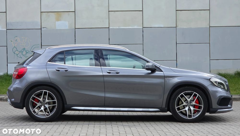 Mercedes-Benz GLA AMG 45 4-Matic - 4