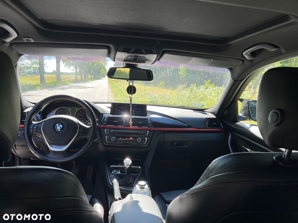 BMW Seria 3 320d Efficient Dynamics Sport Line - 18