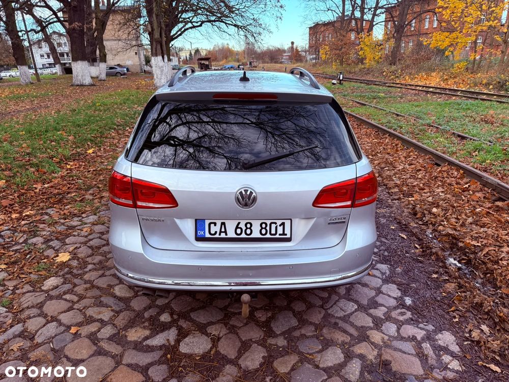 Volkswagen Passat - 5