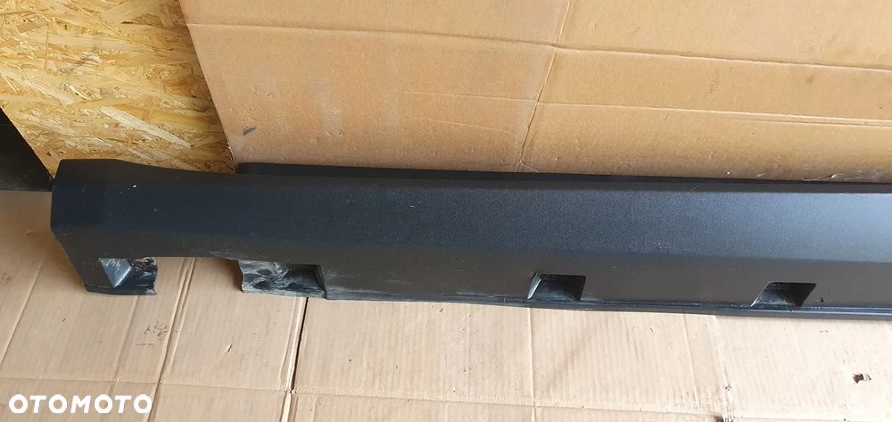 Listwa progowa lewa progu Mercedes ML W164 A1646900740 - 2