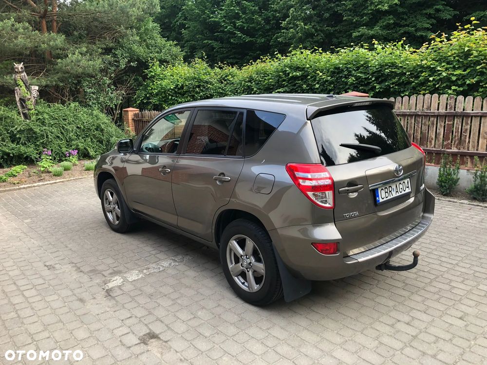 Toyota RAV4 2.0 VVT-i Luna - 1