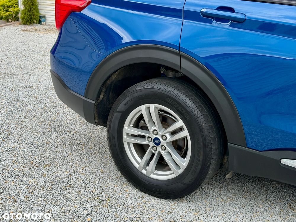Ford Explorer - 30