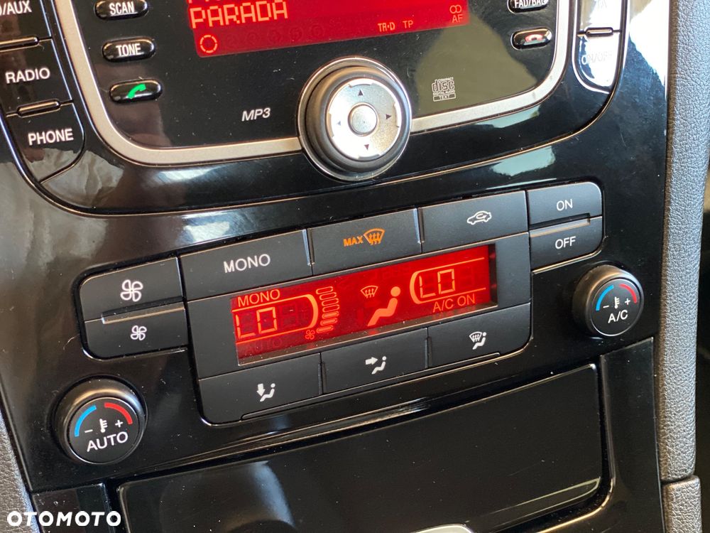 Ford S-Max 2.0 TDCi Trend - 25