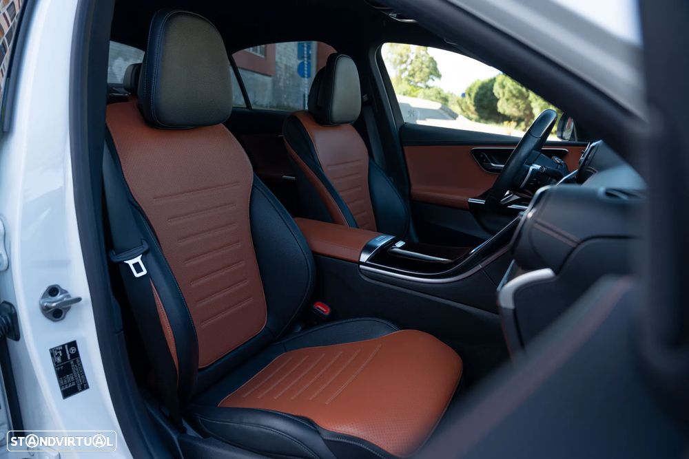 Mercedes-Benz C 300 d AMG Line - 42