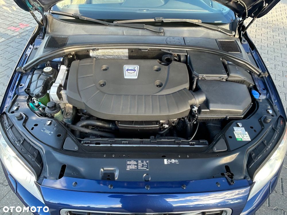 Volvo V70 D3 Ocean Race - 33