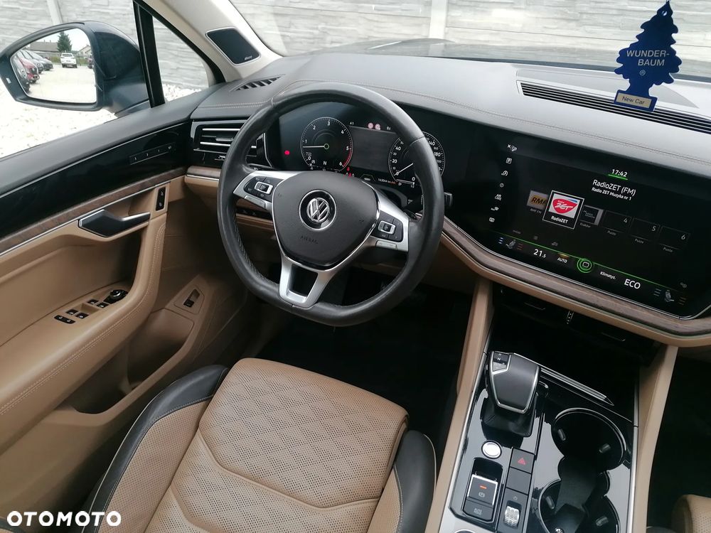 Volkswagen Touareg 3.0 V6 TDI SCR 4Mot R-Line - 13