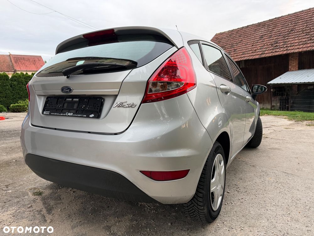 Ford Fiesta - 11
