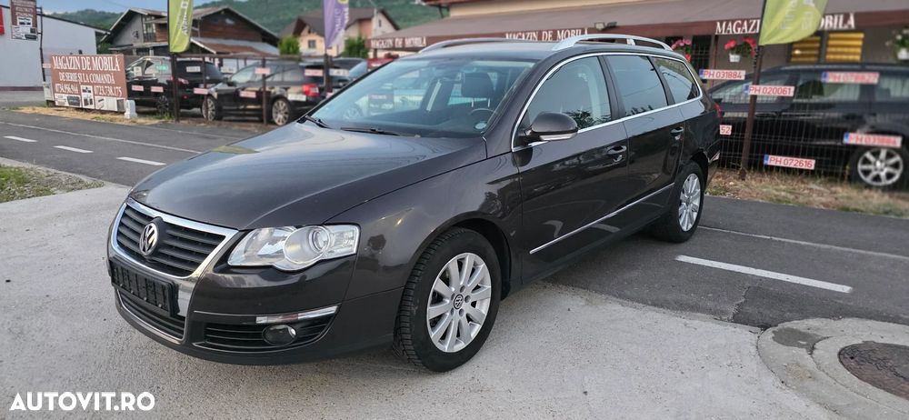 Volkswagen Passat 2.0 TDI DPF Highline - 13